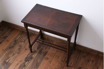 アンティーク家具　アンティーク　お洒落なサイドテーブル
