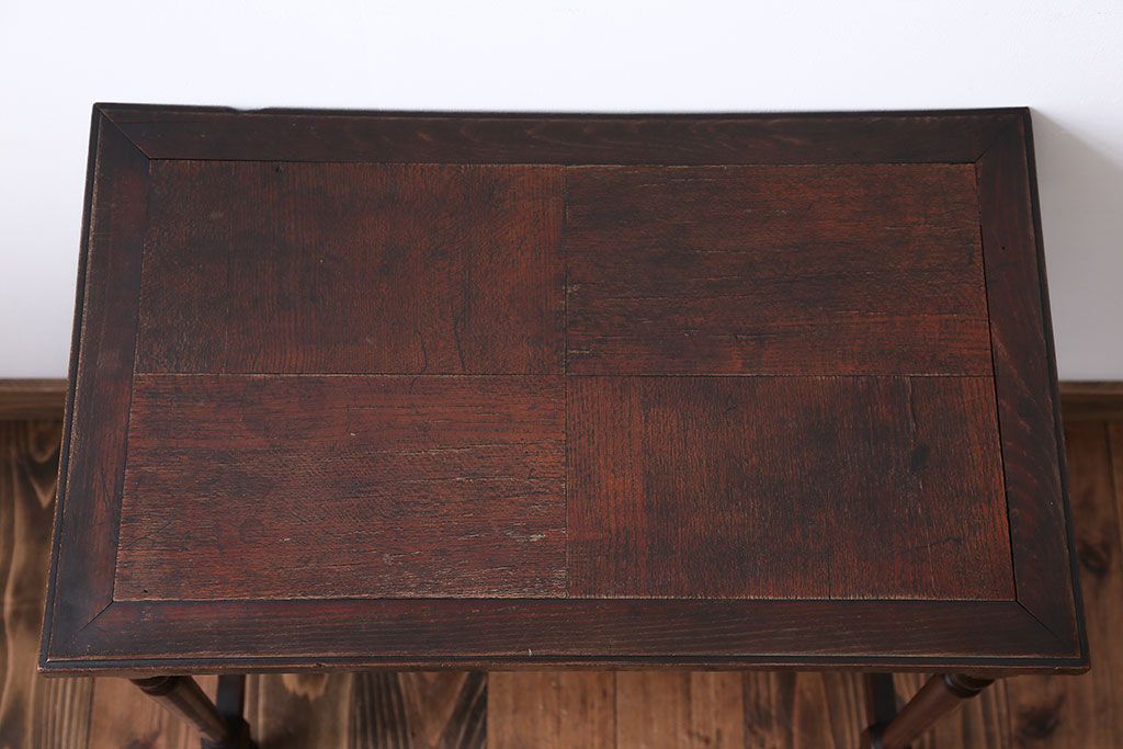 アンティーク家具　アンティーク　お洒落なサイドテーブル