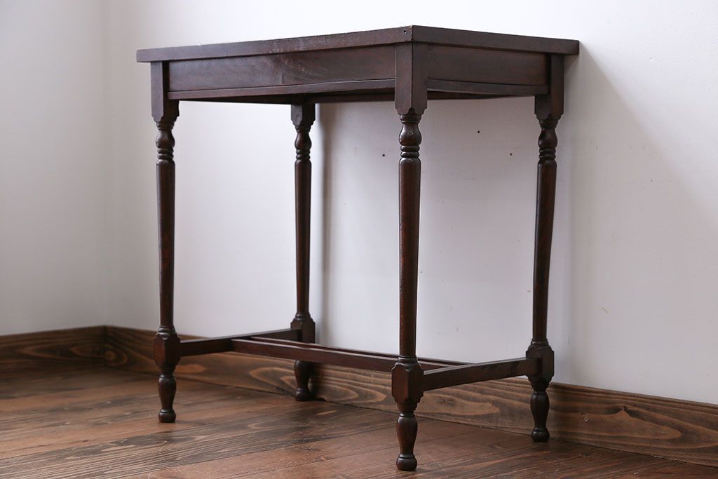 アンティーク家具　アンティーク　お洒落なサイドテーブル