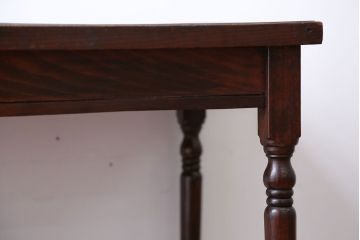 アンティーク家具　アンティーク　お洒落なサイドテーブル