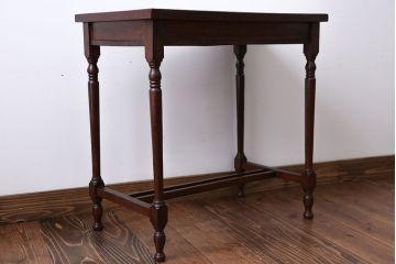 アンティーク家具　アンティーク　お洒落なサイドテーブル