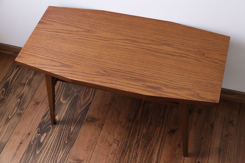 レトロ家具　アンティーク　レトロなセンターテーブル