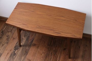 レトロ家具　アンティーク　レトロなセンターテーブル