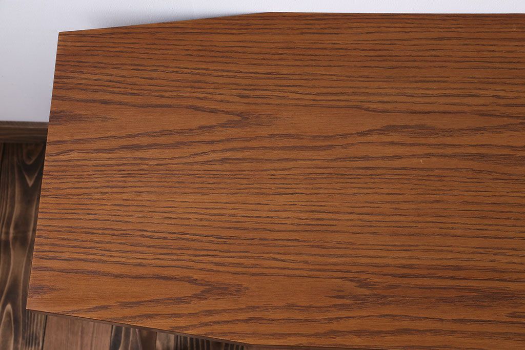 レトロ家具　アンティーク　レトロなセンターテーブル