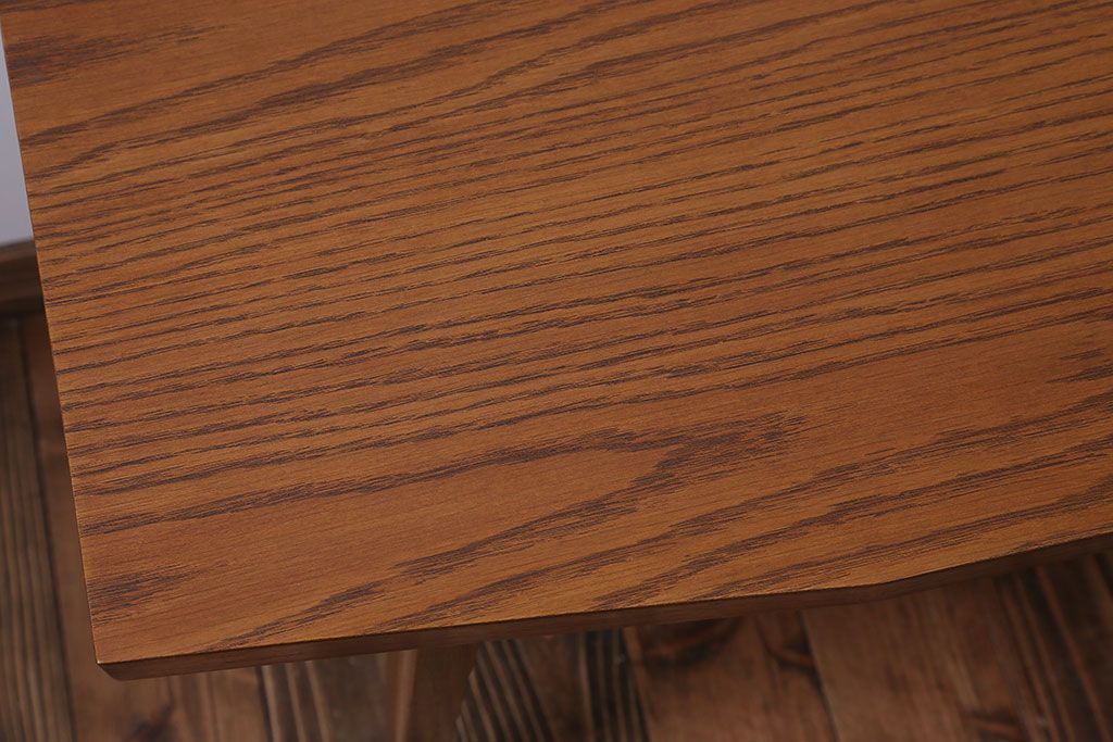 レトロ家具　アンティーク　レトロなセンターテーブル