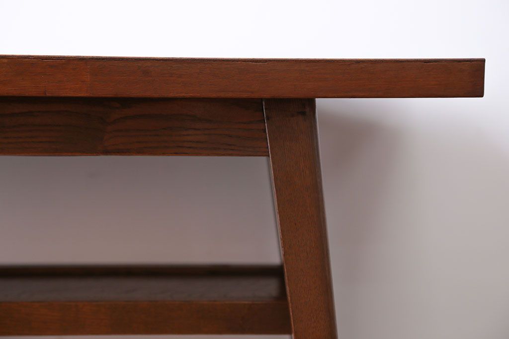 レトロ家具　アンティーク　レトロなセンターテーブル