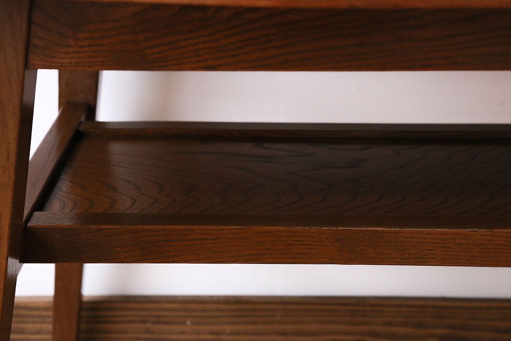 レトロ家具　アンティーク　レトロなセンターテーブル