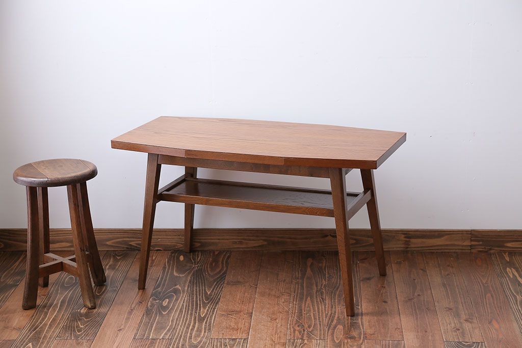 レトロ家具　アンティーク　レトロなセンターテーブル