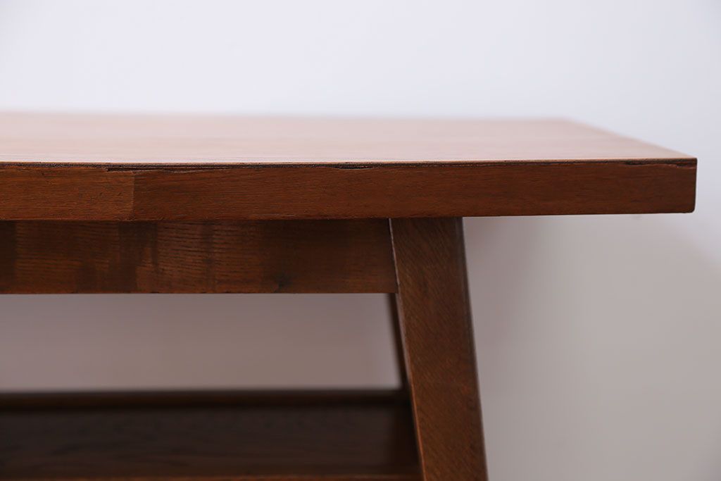 レトロ家具　アンティーク　レトロなセンターテーブル