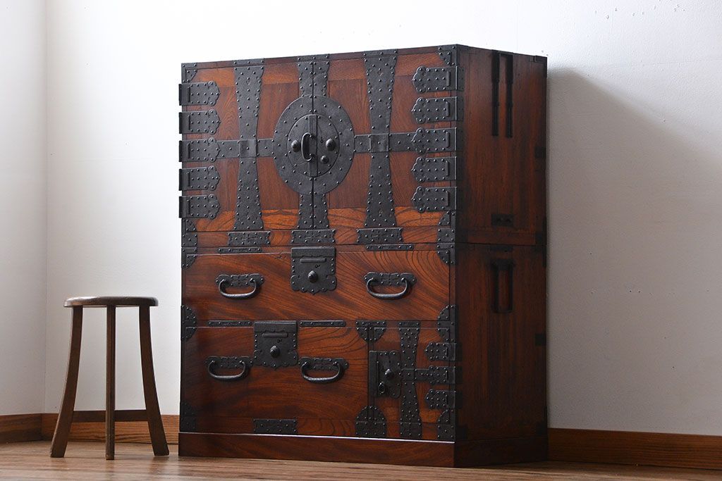 アンティーク家具　古民具・骨董　前面欅材　観音開き時代箪笥