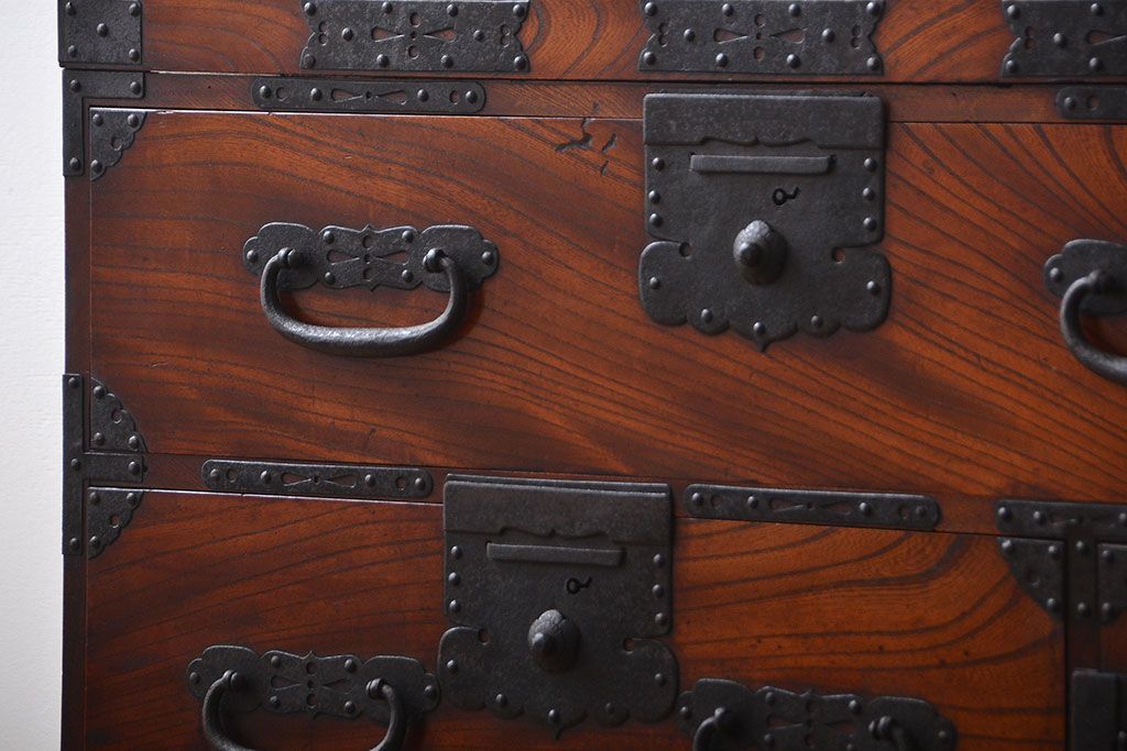 アンティーク家具　古民具・骨董　前面欅材　観音開き時代箪笥