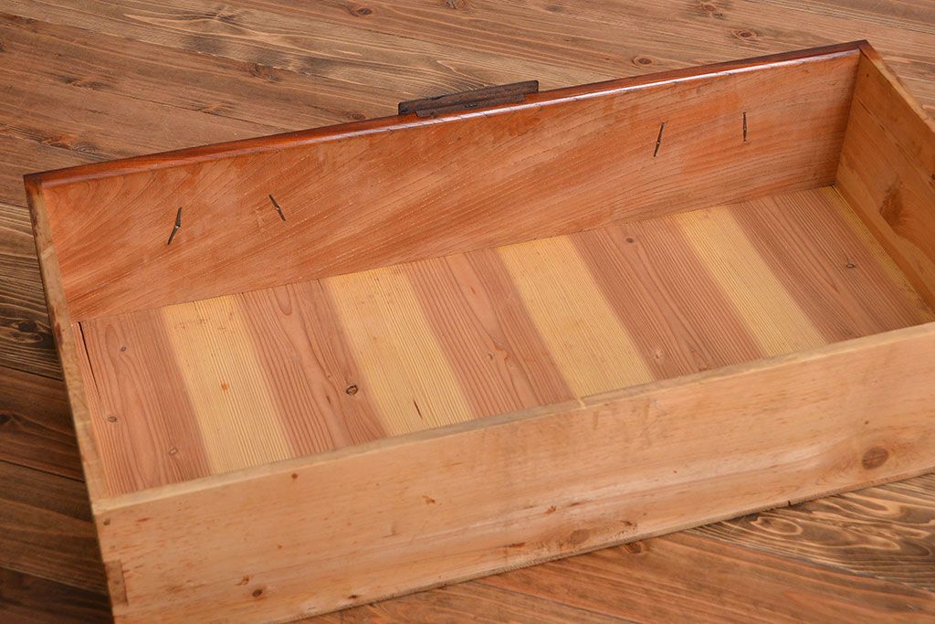 アンティーク家具　古民具・骨董　前面欅材　観音開き時代箪笥