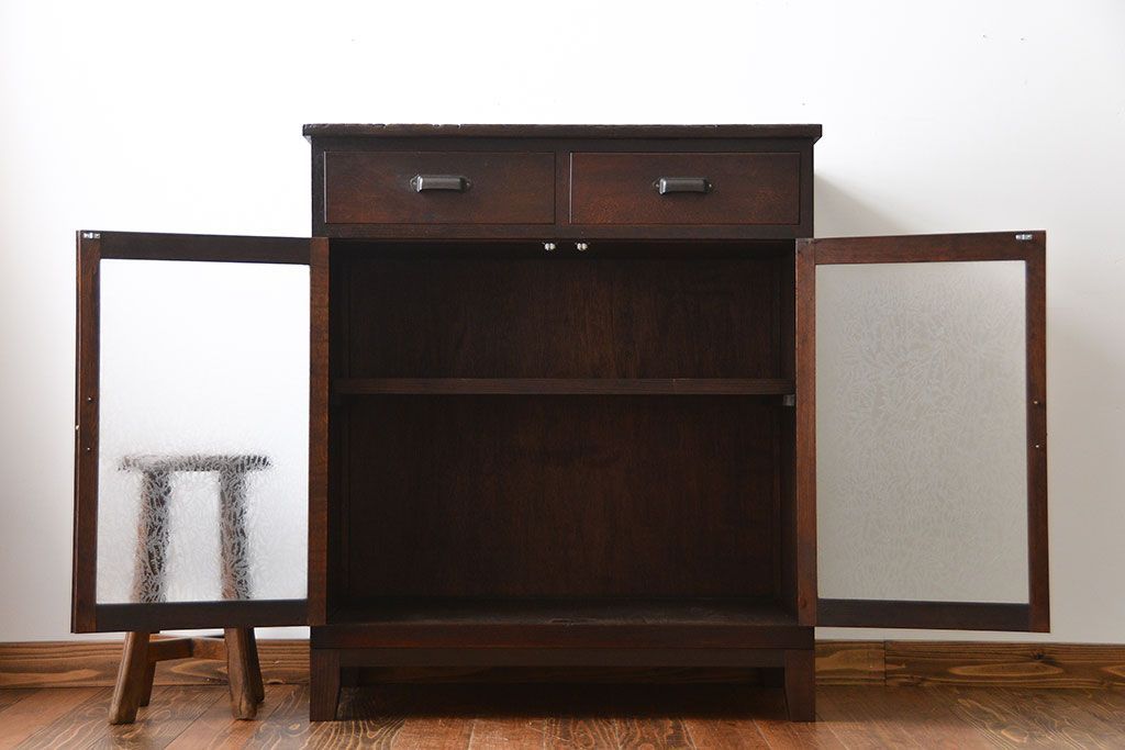 アンティーク家具　アンティーク　前面ナラ材!脚付き収納棚