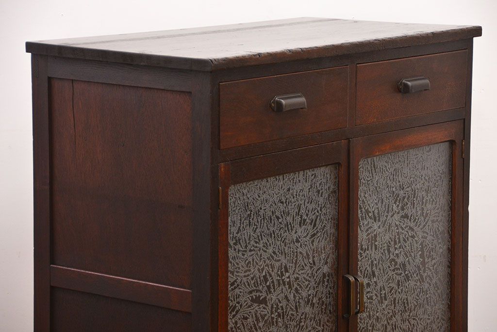 アンティーク家具　アンティーク　前面ナラ材!脚付き収納棚