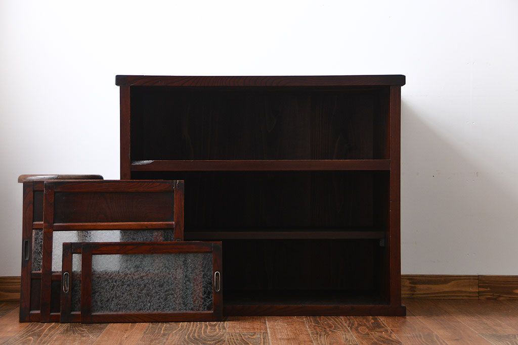 アンティーク家具　前面欅材の水屋箪笥サイドボード(1)