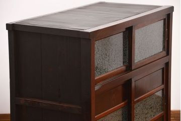 アンティーク家具　前面欅材の水屋箪笥サイドボード(1)