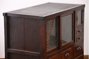 アンティーク家具　前面欅材の水屋箪笥サイドボード(2)