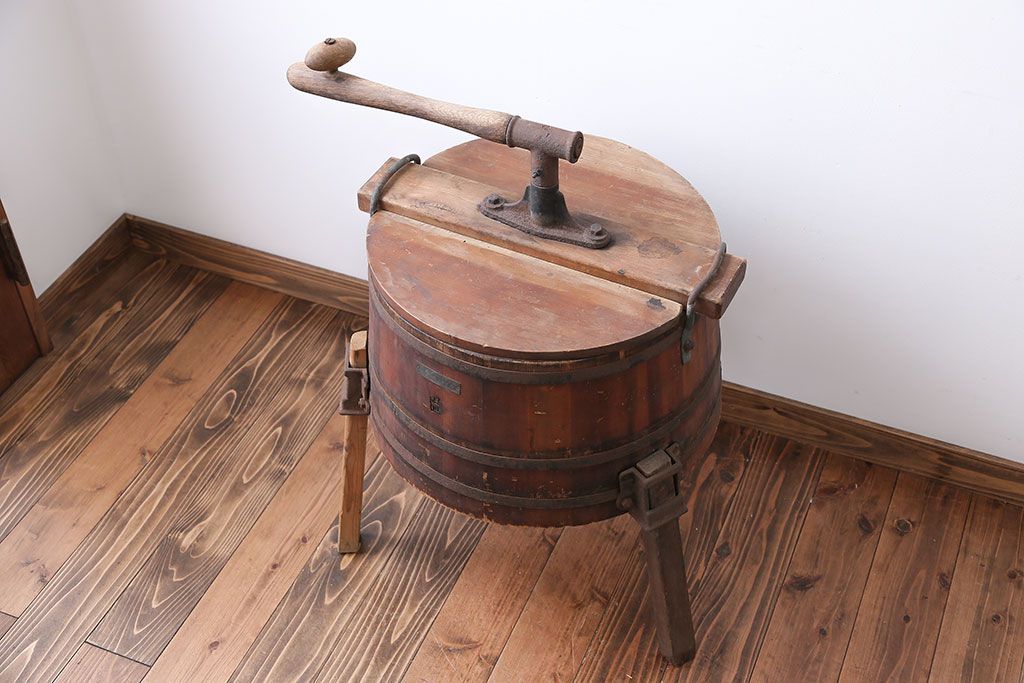 アンティーク　木製手回し洗濯機