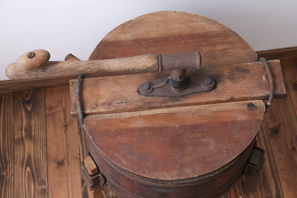 アンティーク　木製手回し洗濯機