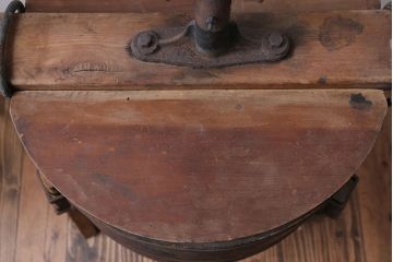 アンティーク　木製手回し洗濯機