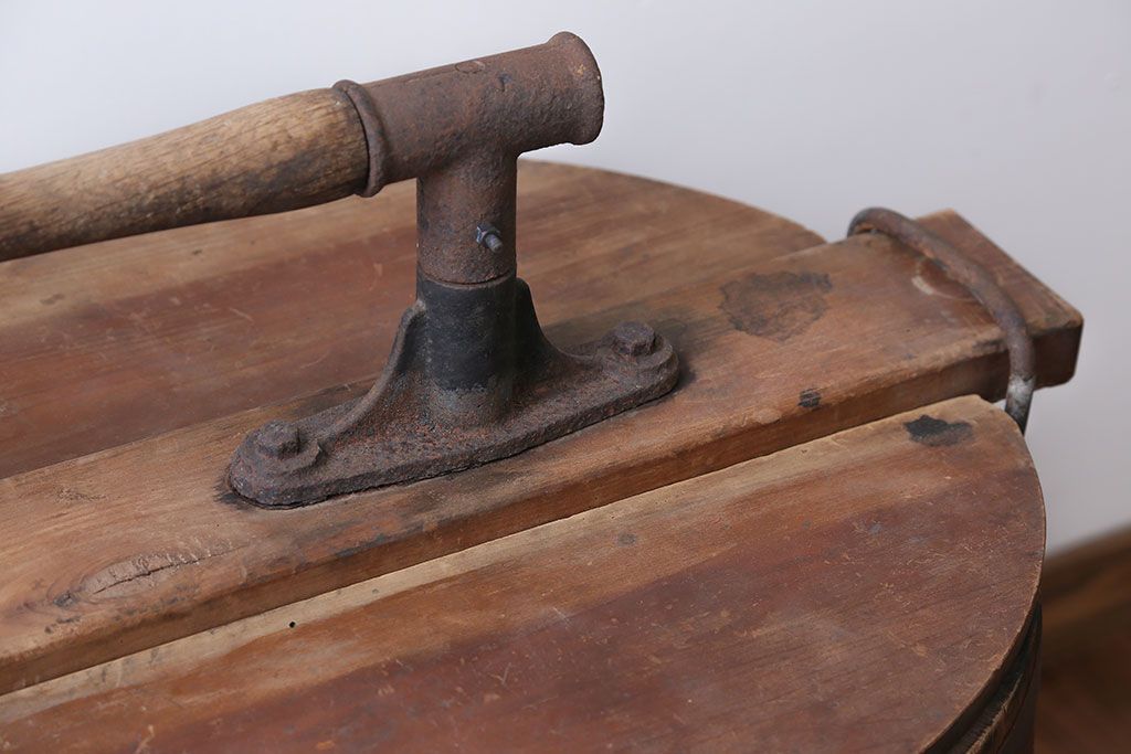 アンティーク　木製手回し洗濯機