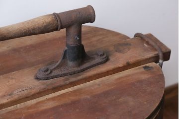 アンティーク　木製手回し洗濯機