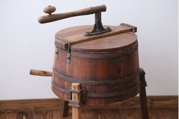 アンティーク　木製手回し洗濯機