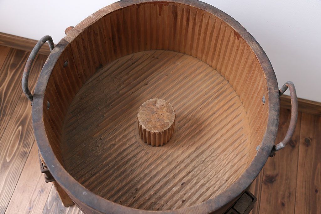 アンティーク　木製手回し洗濯機