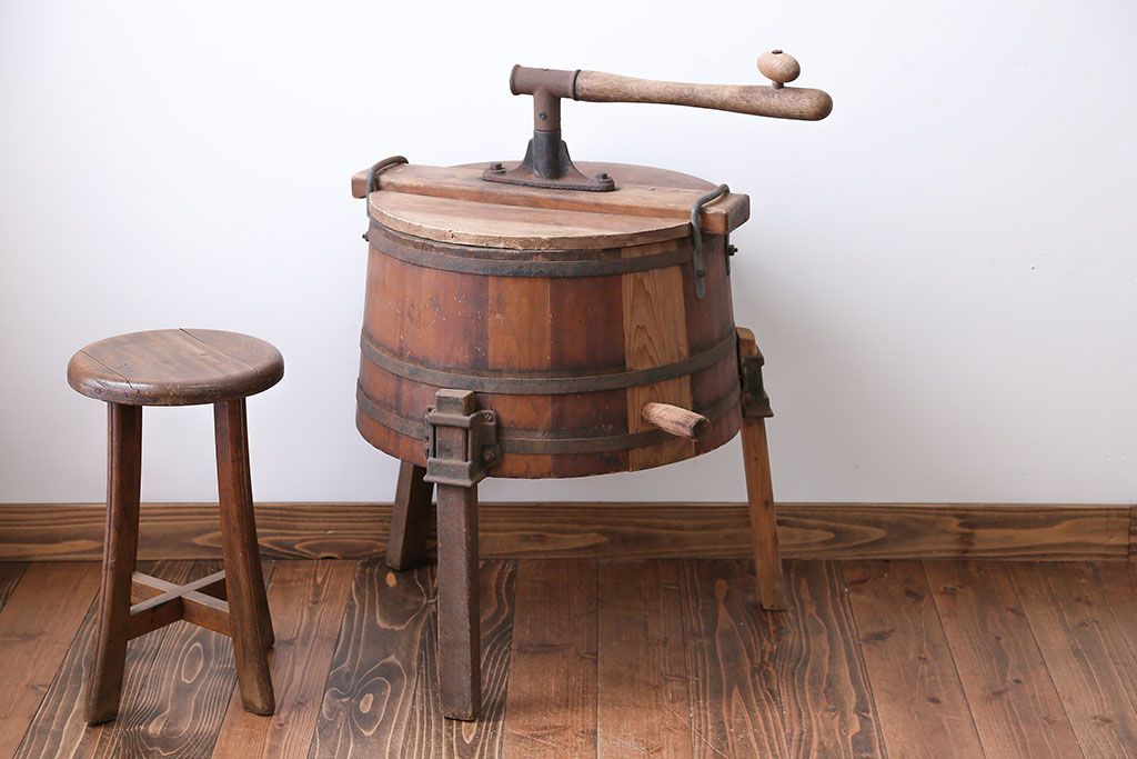 アンティーク　木製手回し洗濯機