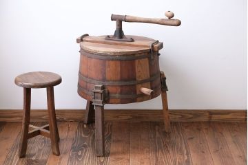 アンティーク　木製手回し洗濯機