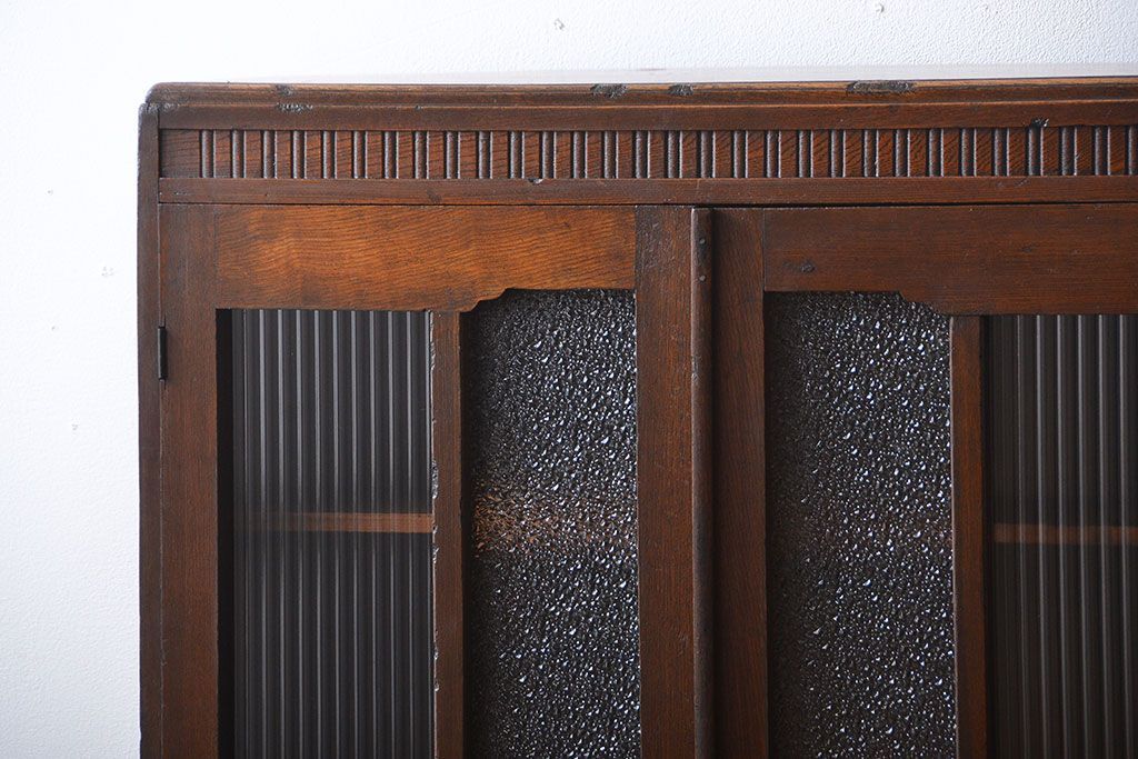 アンティーク家具　アンティーク　栓材の本箱