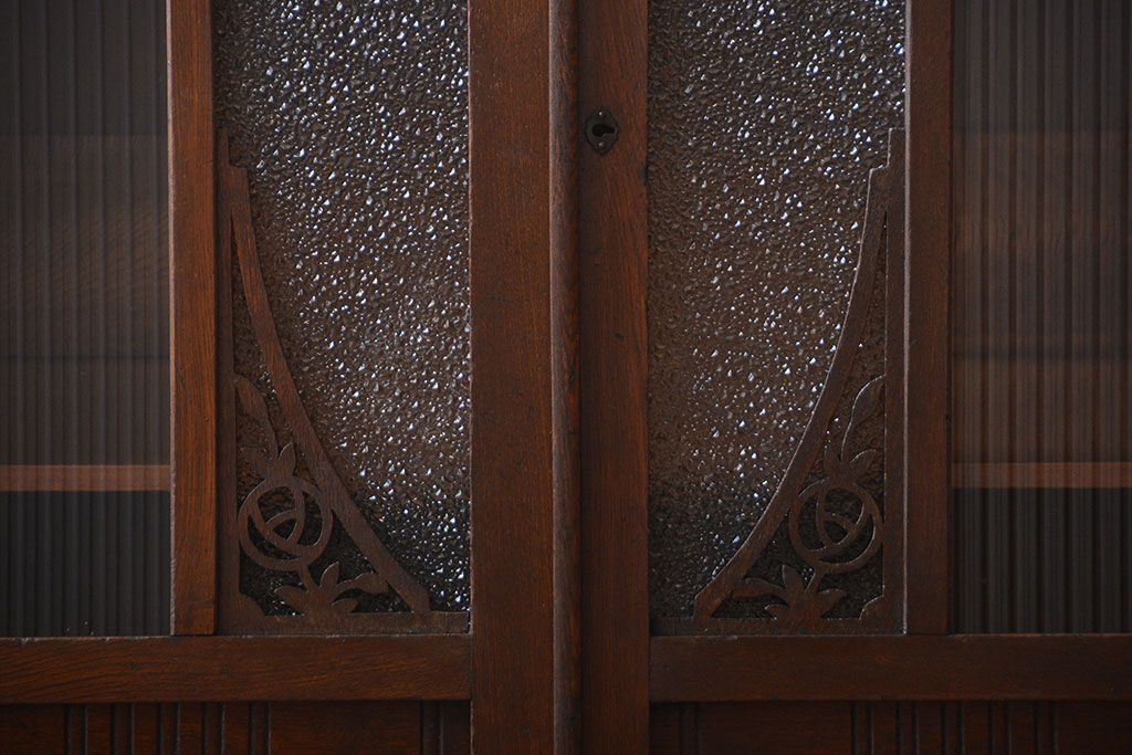 アンティーク家具　アンティーク　栓材の本箱