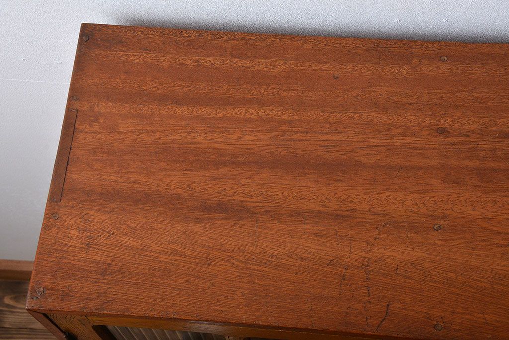 レトロ家具　昭和レトロ　シンプルな本箱