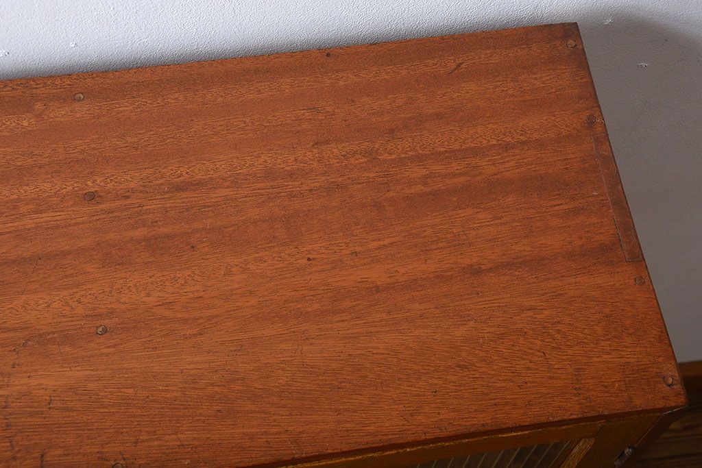 レトロ家具　昭和レトロ　シンプルな本箱