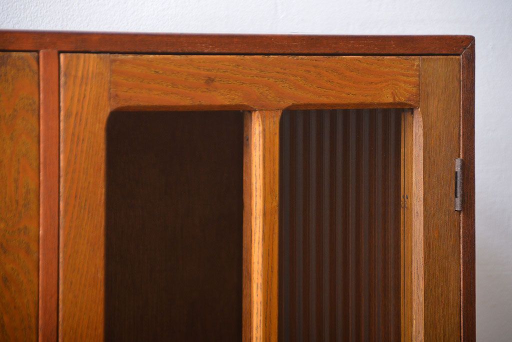 レトロ家具　昭和レトロ　シンプルな本箱