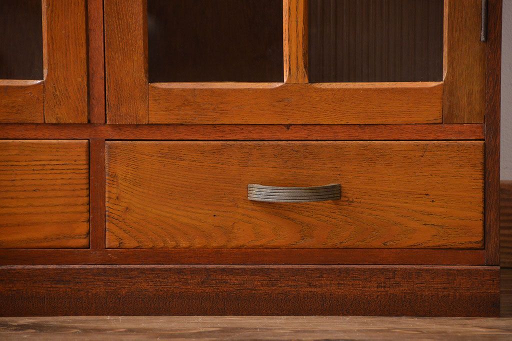 レトロ家具　昭和レトロ　シンプルな本箱