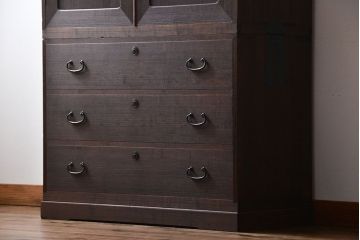 アンティーク家具　古民具・骨董　上質な総桐箪笥(桐たんす)