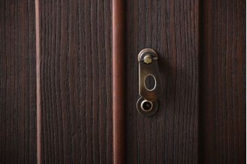 アンティーク家具　古民具・骨董　上質な総桐箪笥(桐たんす)