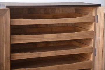 アンティーク家具　古民具・骨董　上質な総桐箪笥(桐たんす)