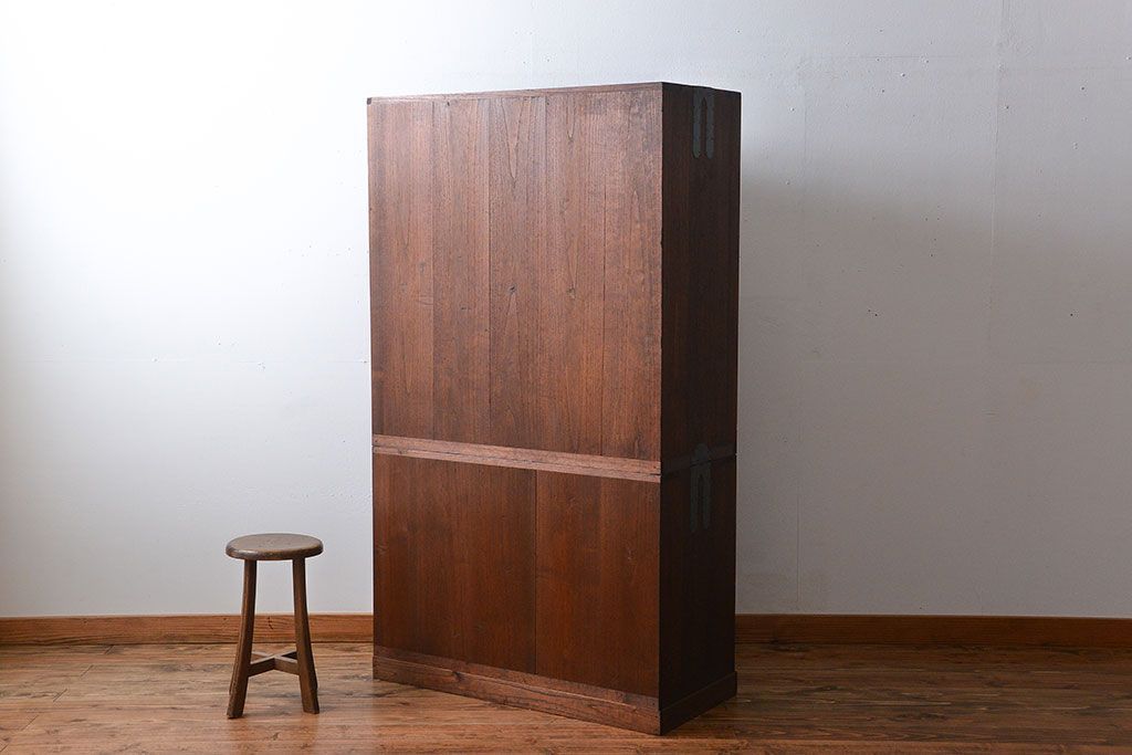 アンティーク家具　古民具・骨董　上質な総桐箪笥(桐たんす)