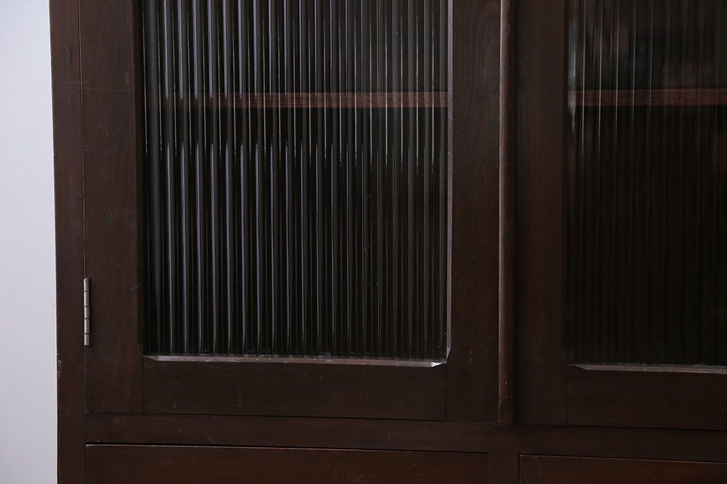 アンティーク家具　アンティーク　モールガラス入り本箱