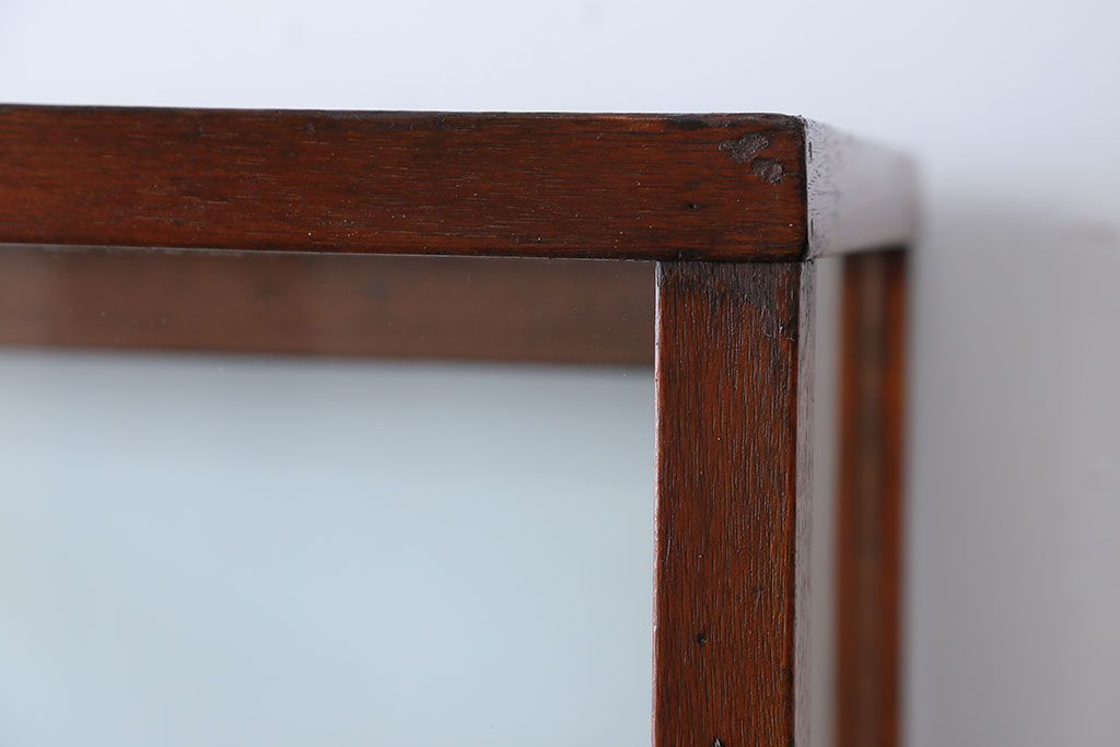 アンティーク家具　大正ロマン　ナラ材!縦型ガラスケース