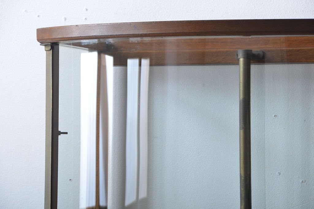 アンティーク家具　アンティーク　カーブガラスショーケース