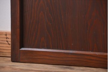 古民具・骨董　杉材の小さな板戸2枚(窓)