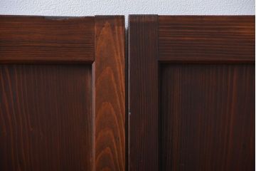 古民具・骨董　杉材一枚板の板戸2枚(窓)(2)