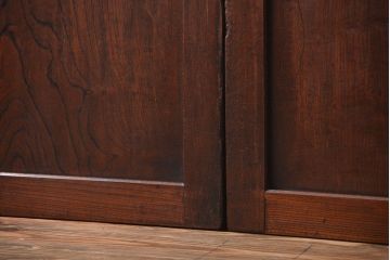 古民具・骨董　総欅材の板戸2枚セット(窓)