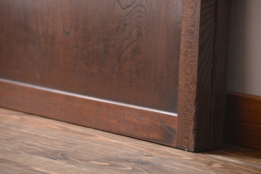 古民具・骨董　総欅材の板戸2枚セット(窓)