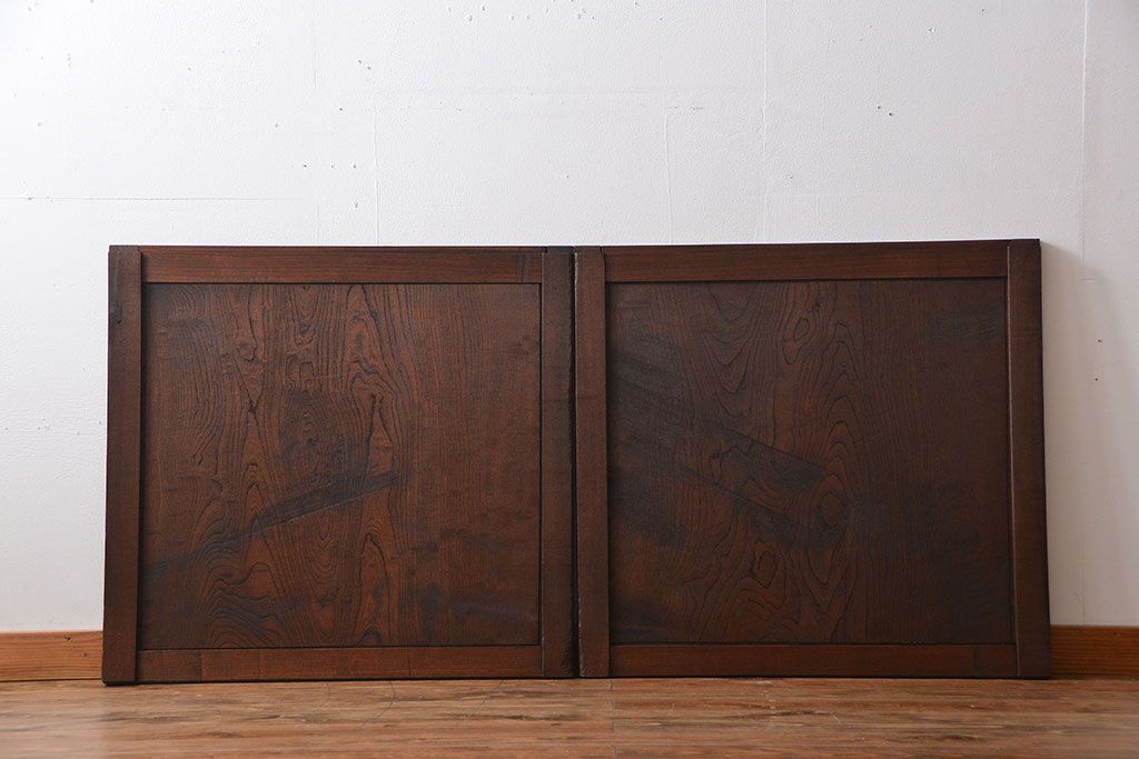 古民具・骨董　総欅材の板戸2枚セット(窓)