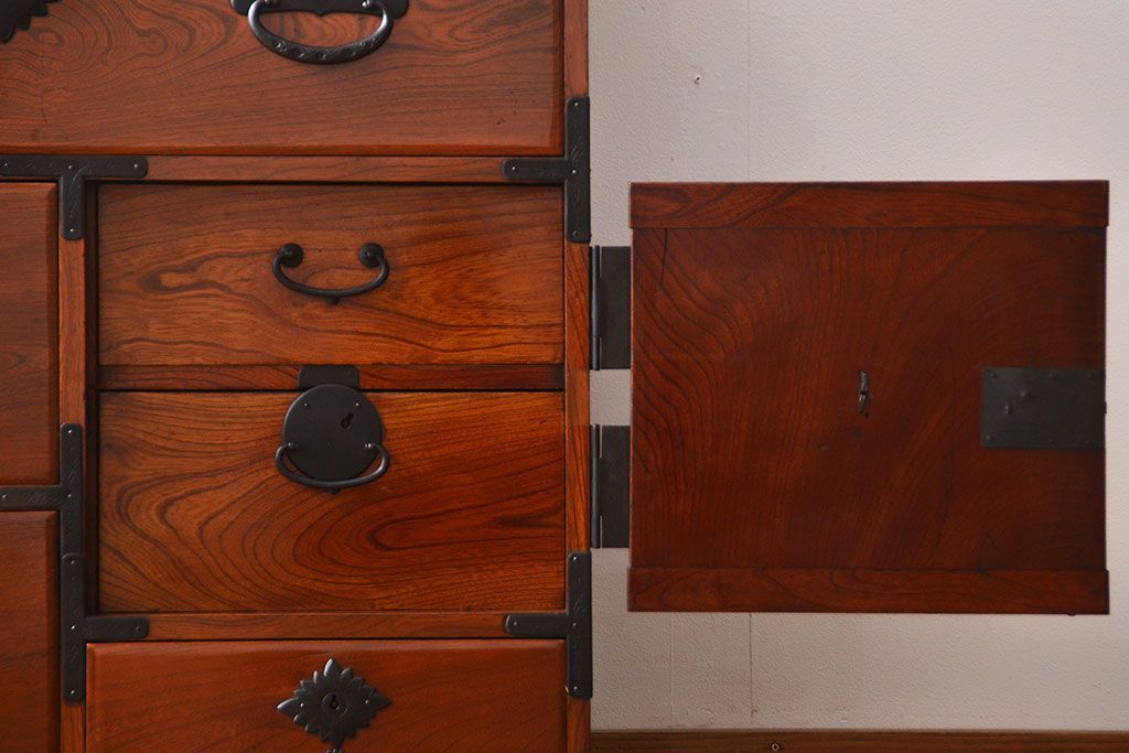 アンティーク家具　古民具・骨董　仙台一間時代箪笥(2)