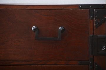 アンティーク家具　古民具・骨董　角手　時代箪笥ローボード